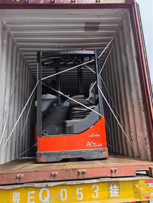 叉車.jpg 叉車.jpg